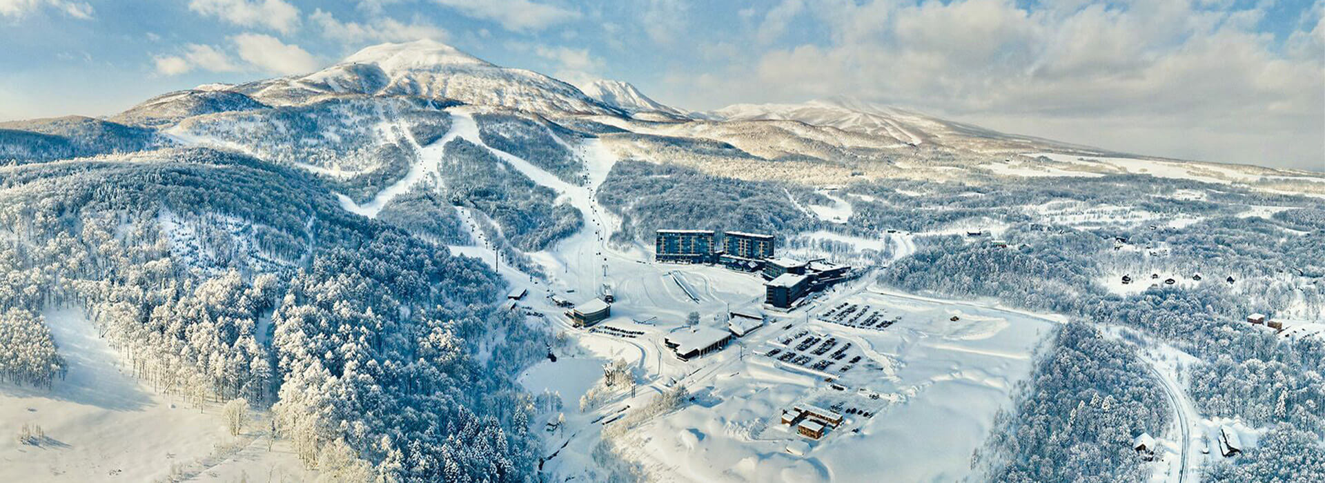 Hanazono 雪場